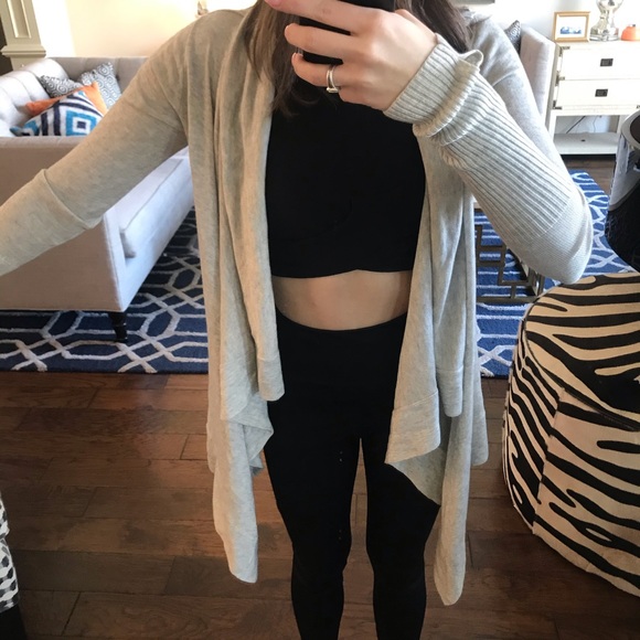 Lululemon Sweater - Picture 4 of 8